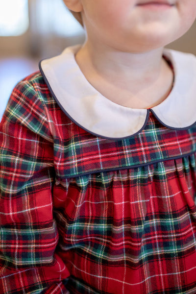 White Peter Pan Collar on the Charles Bubble